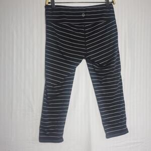Modern Athleta leggings pants black size medium